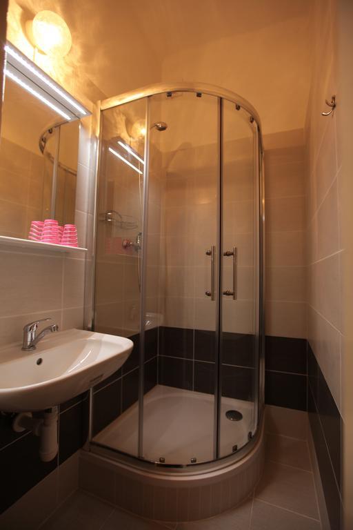 פראג Hotel Michle מראה חיצוני תמונה