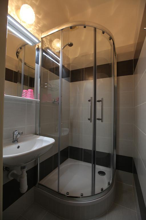 פראג Hotel Michle מראה חיצוני תמונה